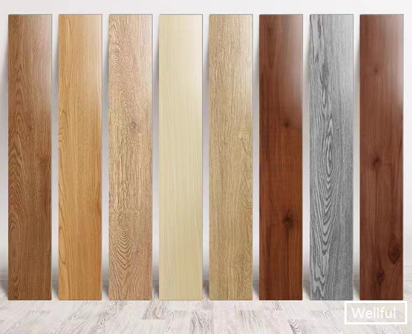 LVT Vinyl Flooring 4mm Thickness Wood Plank Light Brown Design For B2B Use